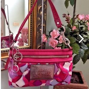 Sm Coach Poppy Kaleidoscope Pink Scarf Clutch